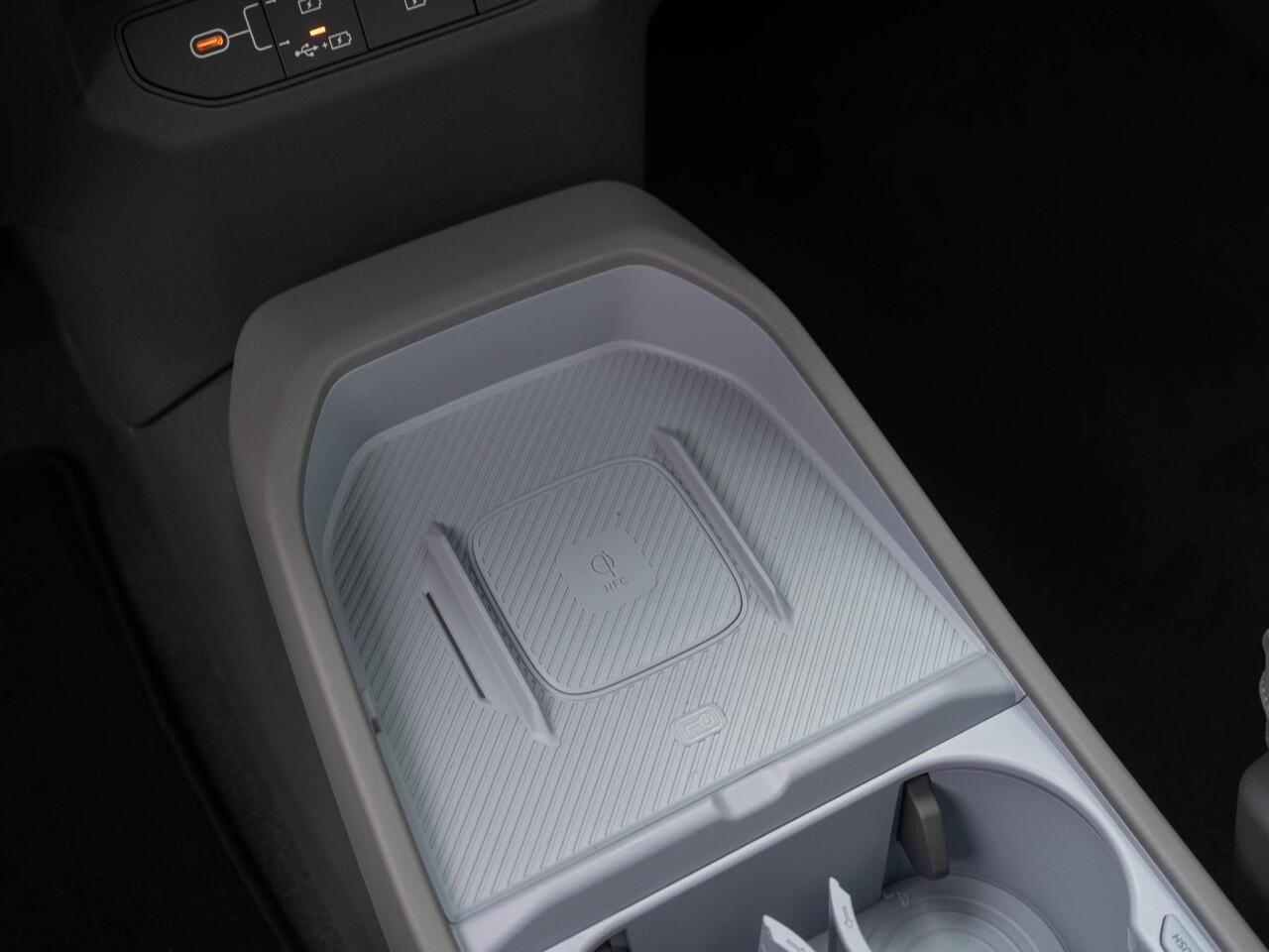 KIA EV3 Plus Advanced 58.3 kWh | OP VOORRAAD | Schuifkanteldak | Harman en kardon | Dode hoek assistentie |