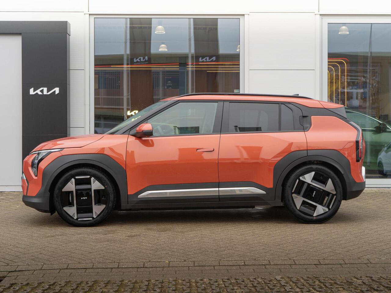 KIA EV3 Plus Advanced 81.4 kWh | OP VOORRAAD | Schuifkanteldak | Harman en kardon | Dode hoek assistentie |