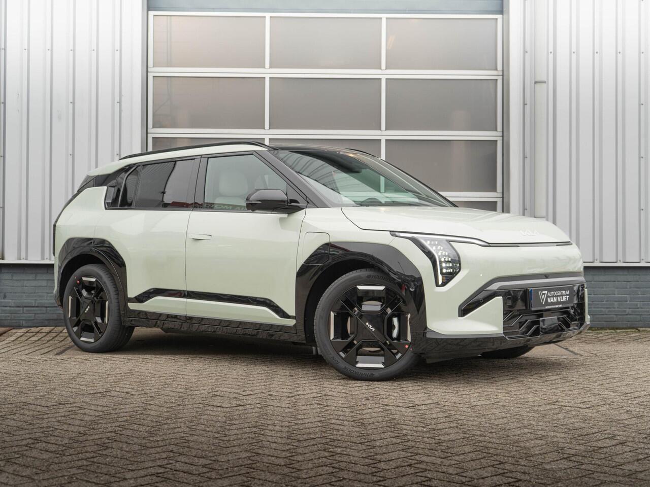 KIA EV3 GT-Line 81.4 kWh | Schuif kantel dak | Navigatie | Stoel en stuur verwarming |