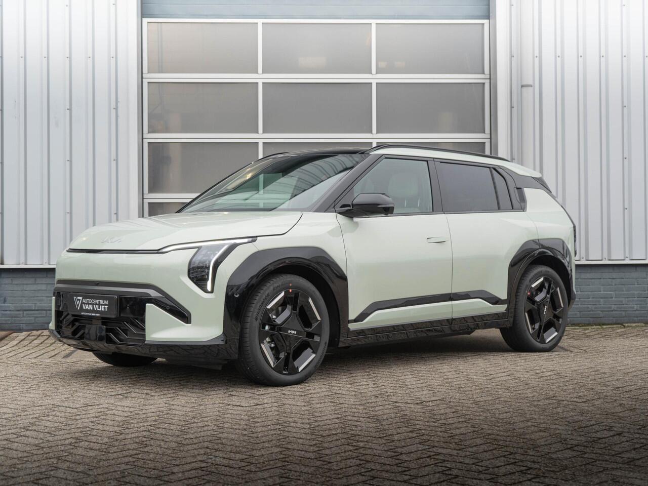 KIA EV3 GT-Line 81.4 kWh | Schuif kantel dak | Navigatie | Stoel en stuur verwarming |