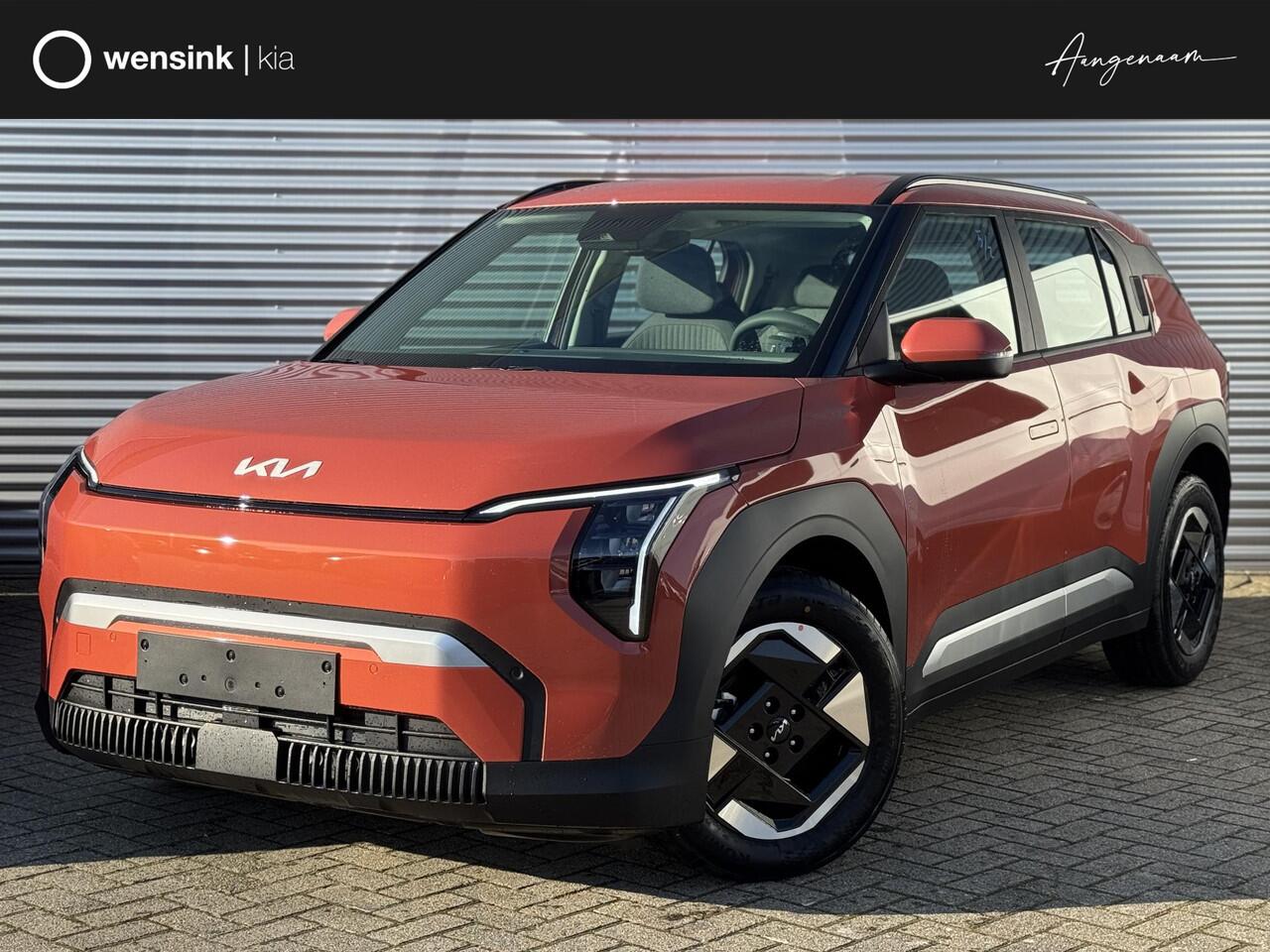 KIA EV3 Air 58.3 kWh VOORRAAD ACTIE | Snel leverbaar | Stoel/Stuurverwarming | Navigatie | Dodehoekdetectie | Led Koplampen |