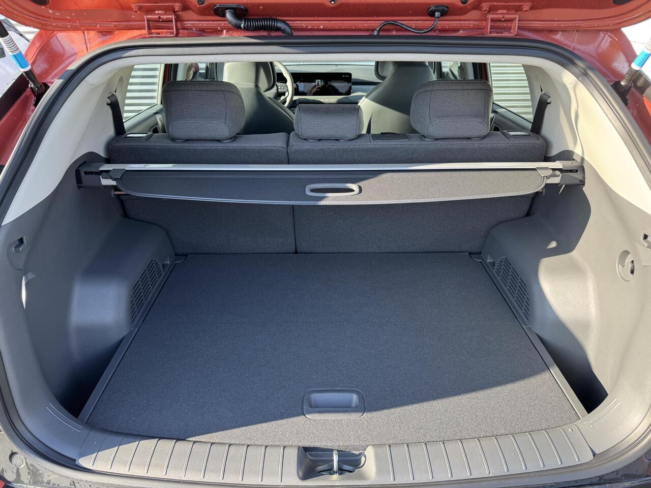 KIA EV3 Air 58.3 kWh VOORRAAD ACTIE | Snel leverbaar | Stoel/Stuurverwarming | Navigatie | Dodehoekdetectie | Led Koplampen |