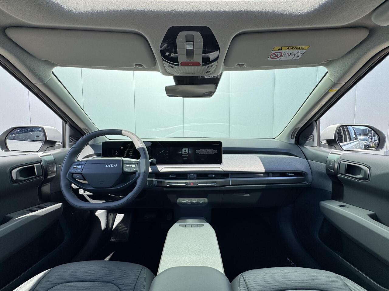 KIA EV3 Plus Advanced 58.3 kWh Snel leverbaar | Schuif/kanteldak | Harman Kardon | Camera | Keyless