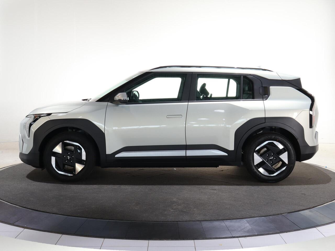 KIA EV3 Air 81.4 kWh | Batterijverwarming | Navigatie | Dual Zone Climate Control | LED-koplampen | Parkeersensoren |