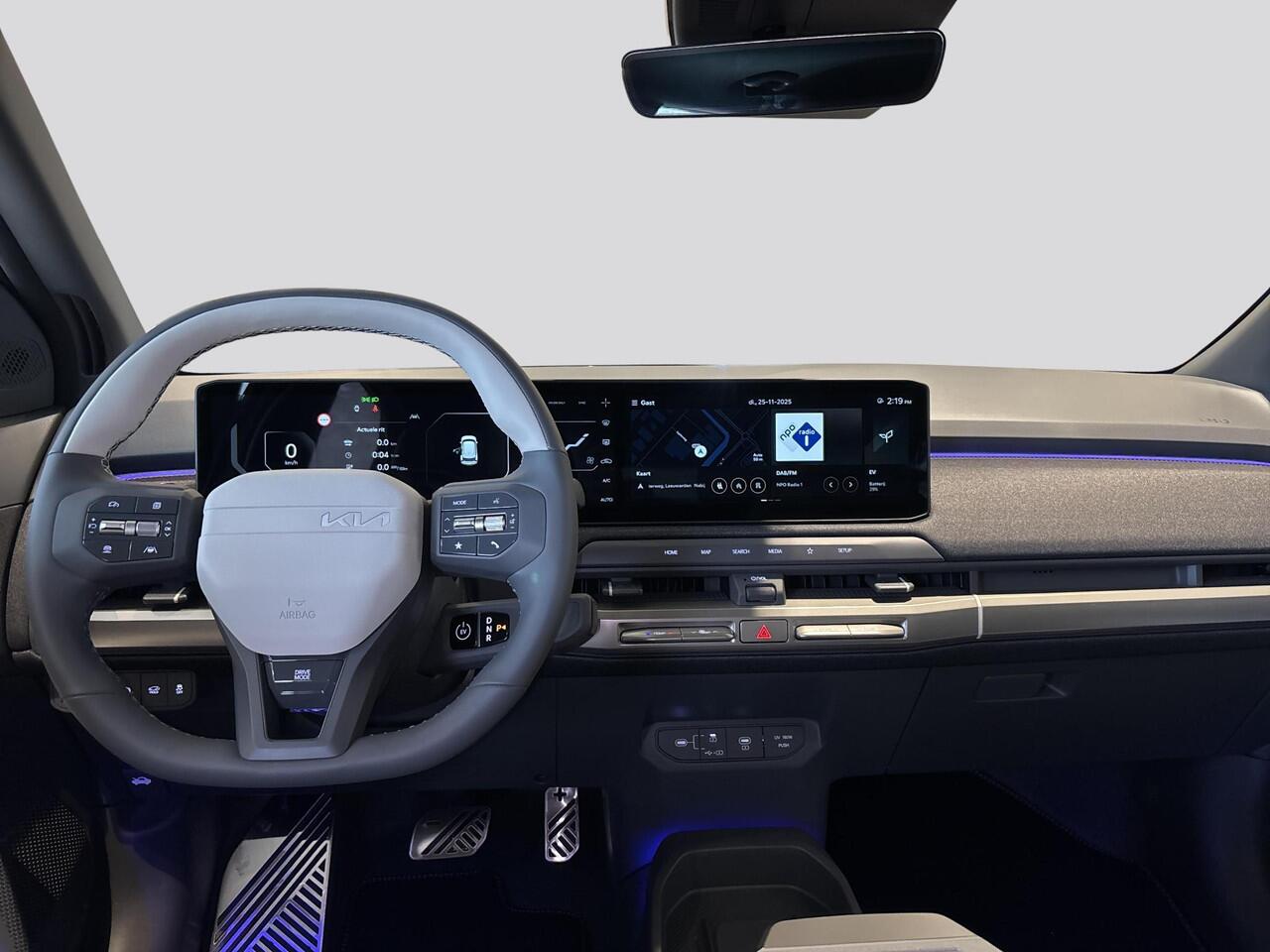 KIA EV3 GT-Line 81.4 kWh | Panoramaschuifdak | Harman Kardon | LED-koplampen | Verwarmbare achterbank | Ambient lighting |