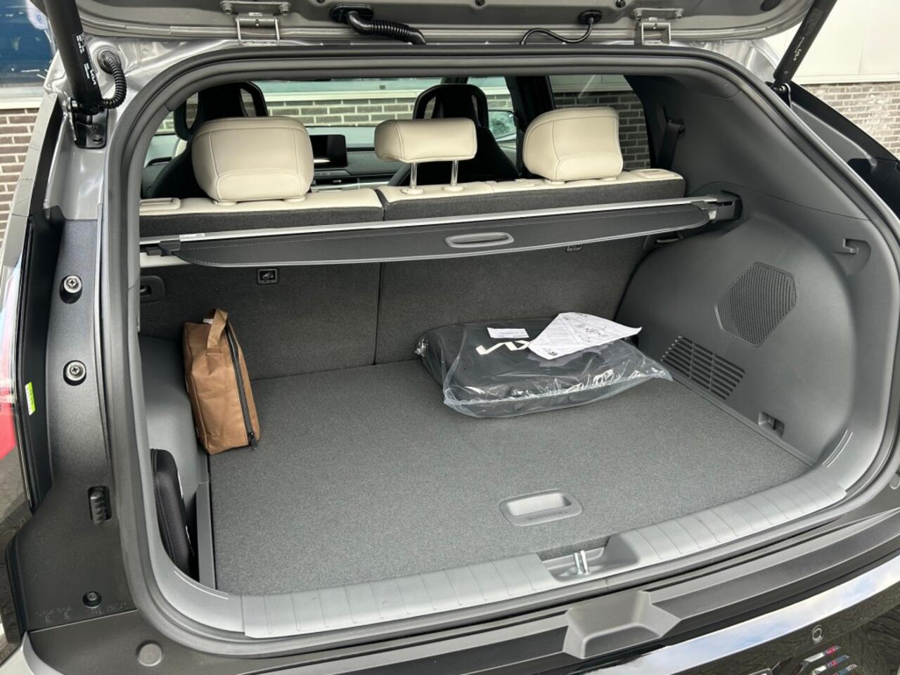 KIA EV3 GT-LINE 81.4 kWh - HarmanKardon / Schuif-kanteldak / Stoelventilatie