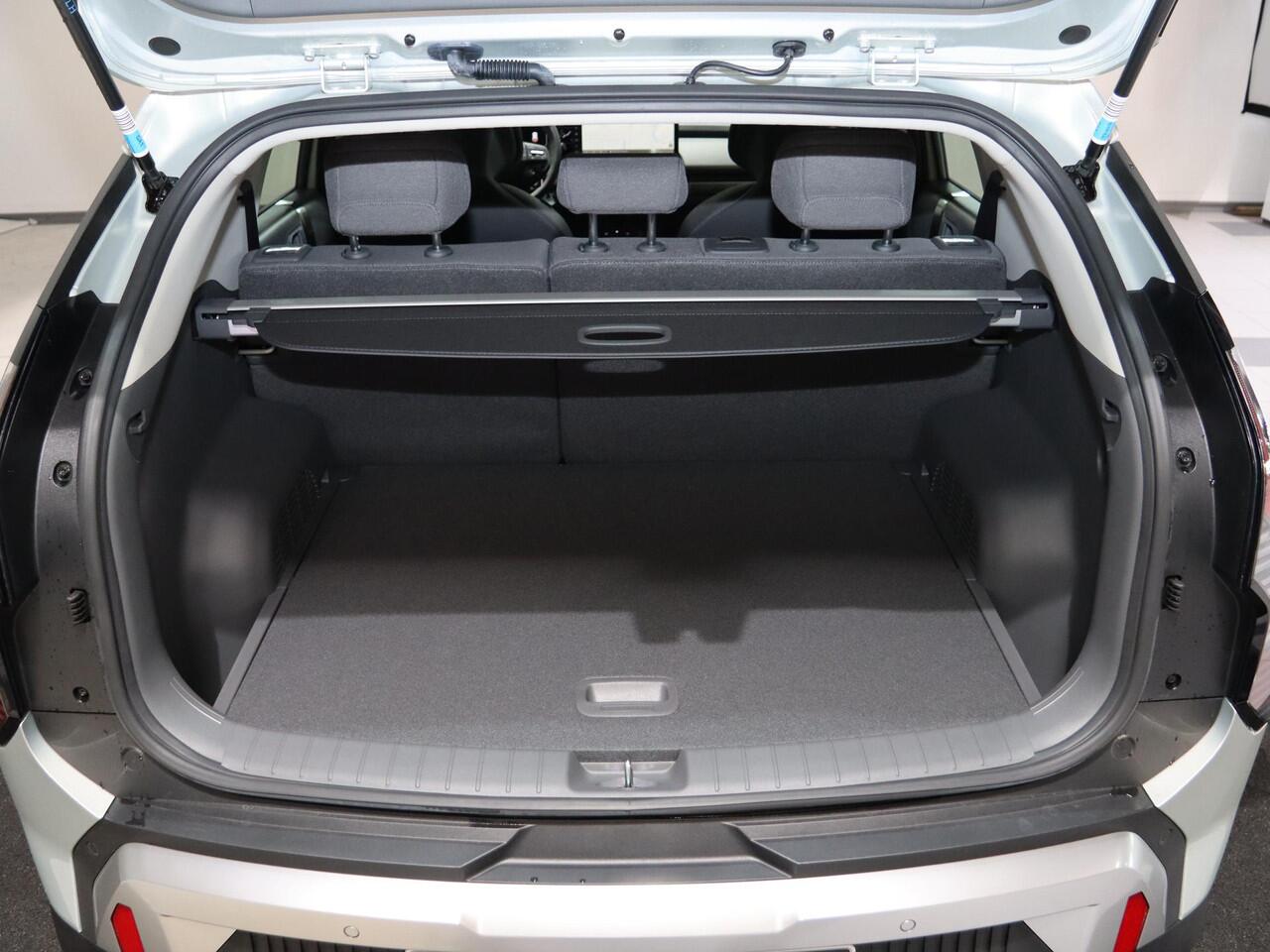 KIA EV3 Air 81.4 kWh | Batterijverwarming | Navigatie | Dual Zone Climate Control | LED-koplampen | Parkeersensoren |