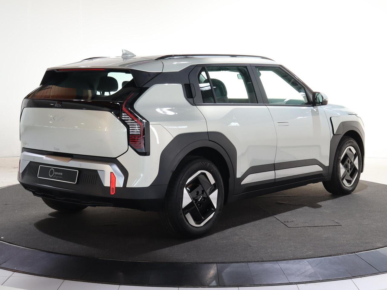 KIA EV3 Air 81.4 kWh | Batterijverwarming | Navigatie | Dual Zone Climate Control | LED-koplampen | Parkeersensoren |