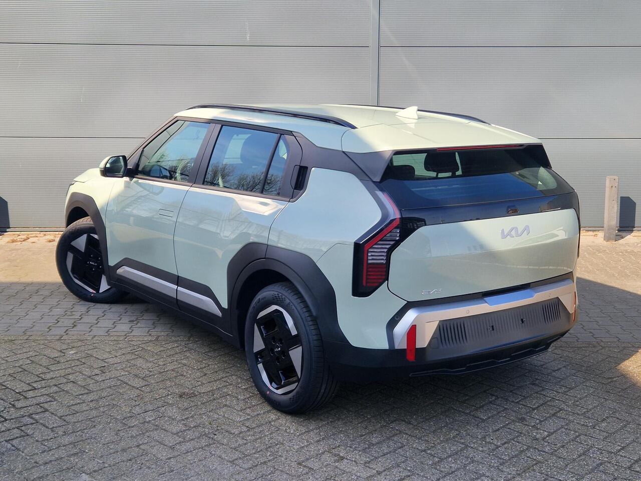 KIA EV3 Air 58.3kWh Elektromotor 150kW | Demo | Camera | Keyless | Adaptive Cruise | Navigatie