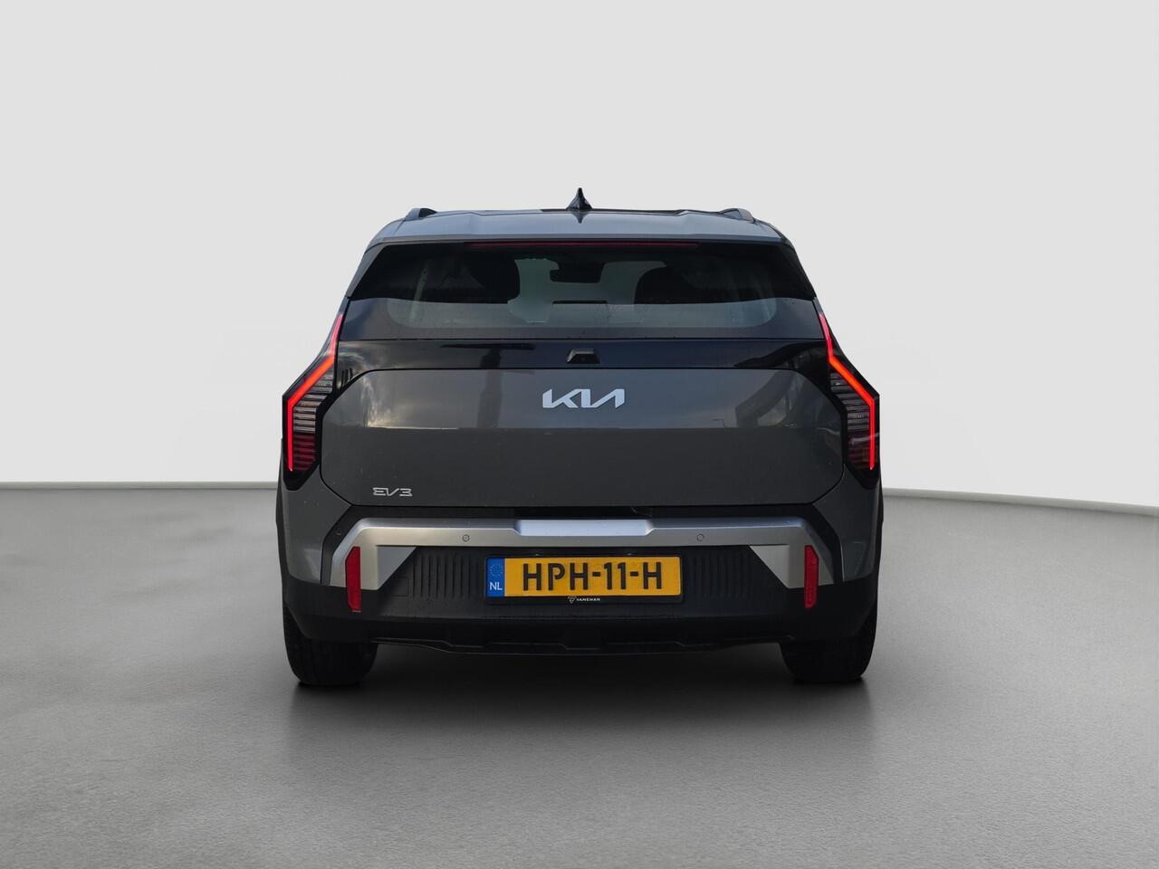 KIA EV3 Air 81.4 kWh | Demo | Adapt. Cruise | Lane-Assist | Climate Control | Long Range | Achteruitrijcamera | Sensoren Voor- En Achter |