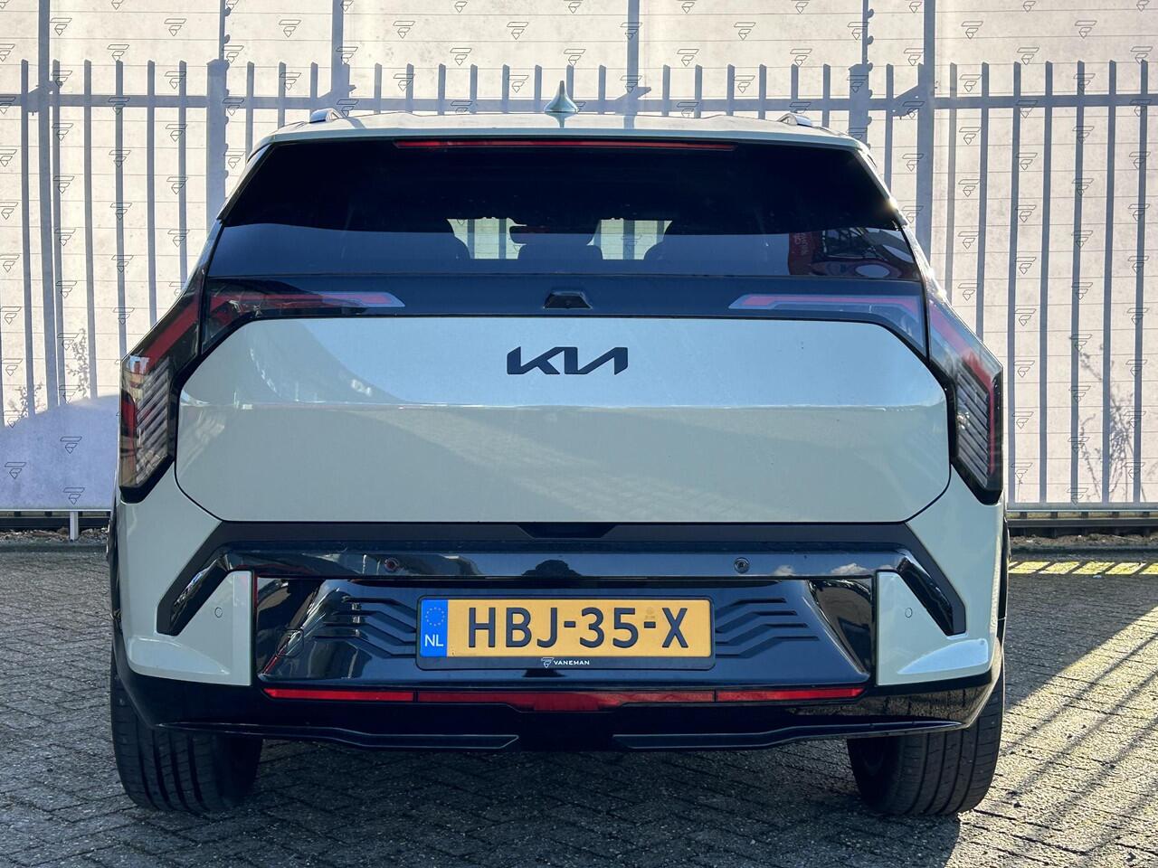 KIA EV3 GT-Line 81.4 kWh | Stoelverwarming Voor & Achter | Cruise | Camera | Sensoren | Navi | Apple Carplay & Android Auto | Key-Less |