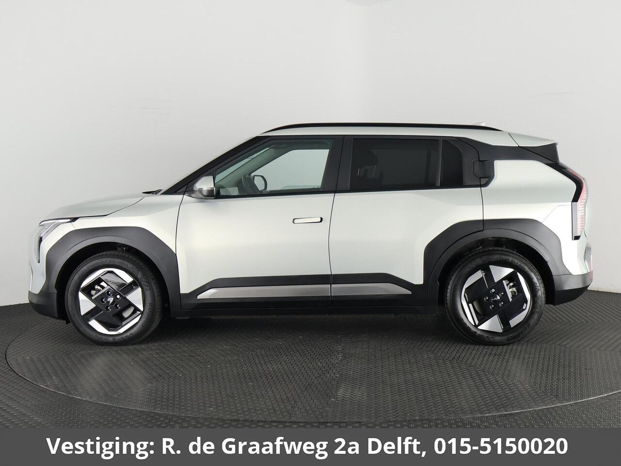 KIA EV3 Plus 81.4 kWh | Navigatie | Stuur-& Stoelverwarming | Parkeersensoren | Camera