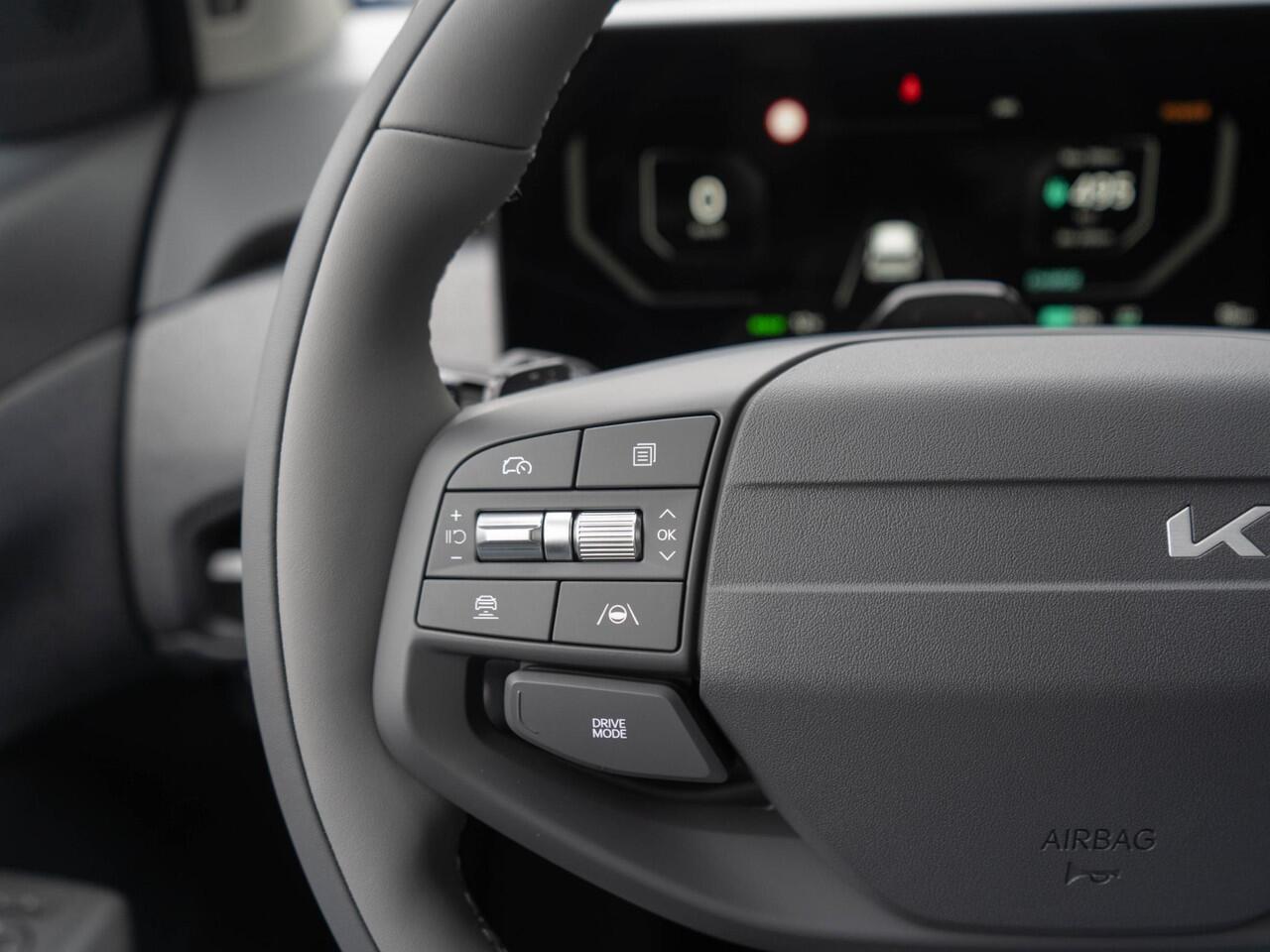 KIA EV3 Plus Advanced 58.3 kWh | Binnenkort beschikbaar | Schuifkanteldak | Stoel en stuurverwarming |