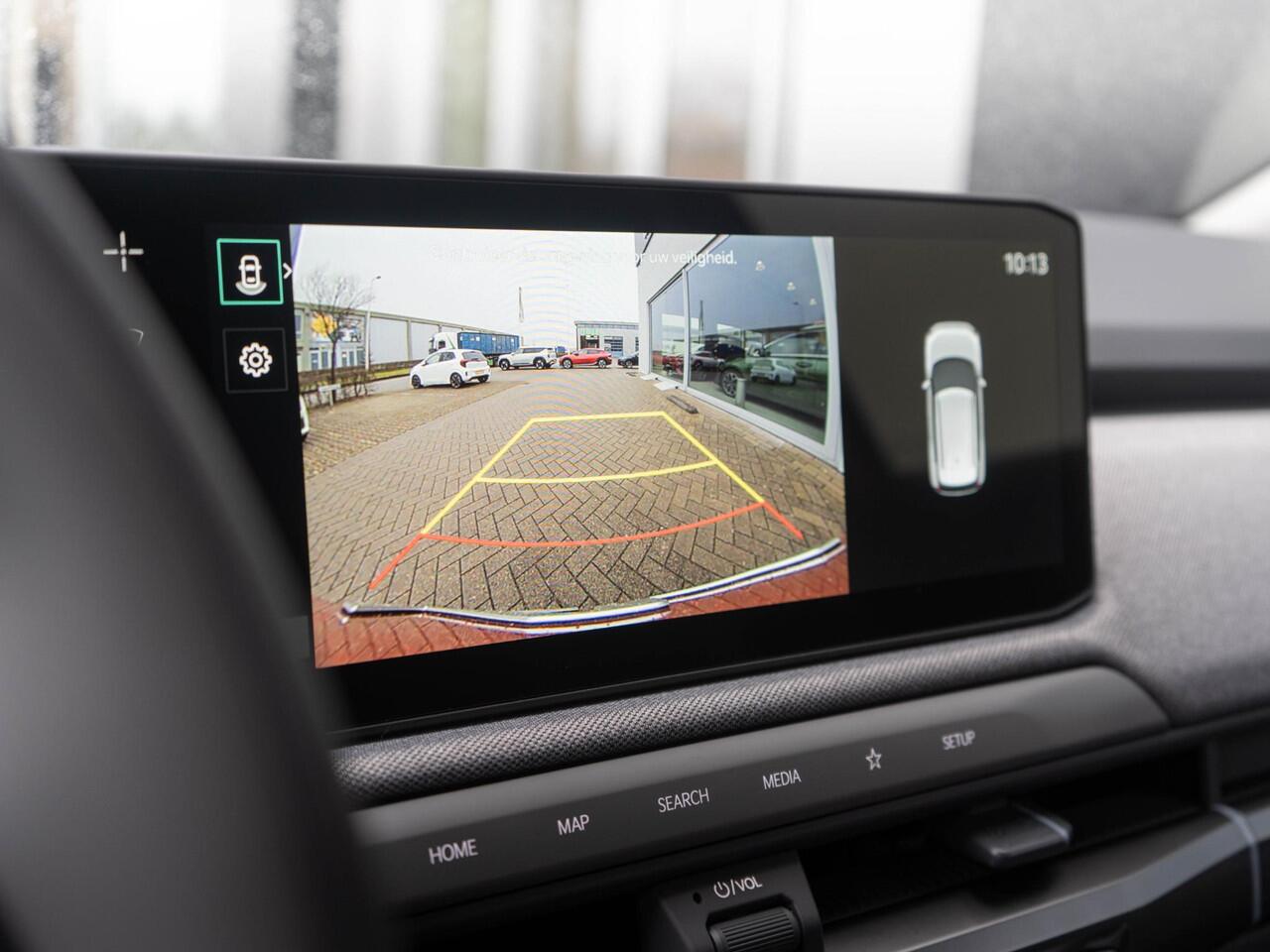 KIA EV3 Plus 58.3 kWh | Binnenkort beschikbaar | Stoel & Stuurverwarming | Apple Carplay | Adapt. Cruise | Camera | 17" | Navi