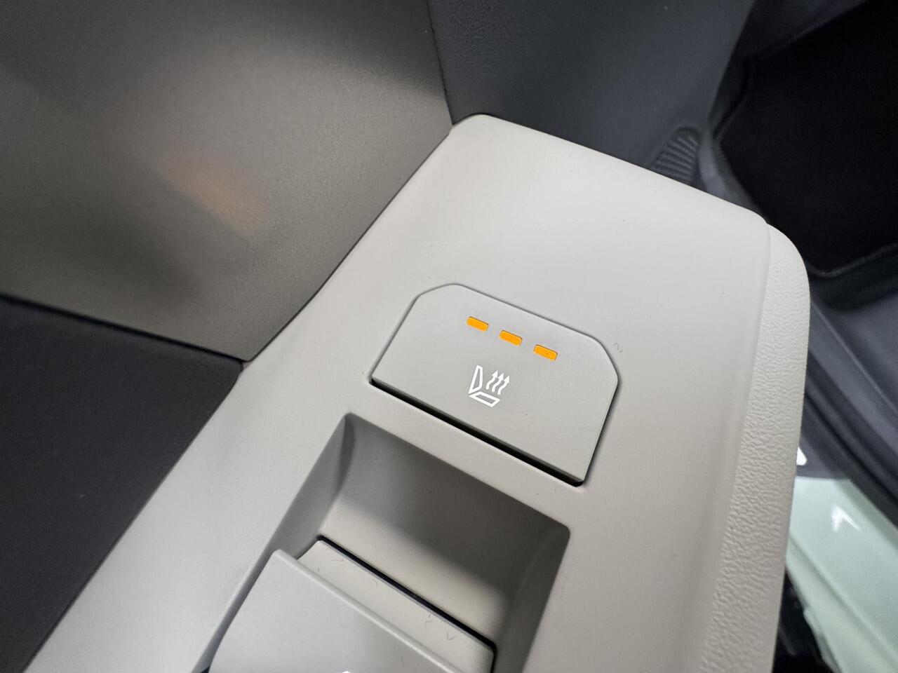 KIA EV3 GT-Line 81.4 kWh Zeer complete Auto, Demo Korting!, Eerste Eigenaar, Schuif/Kanteldak , Lederen bekleding, Enz...