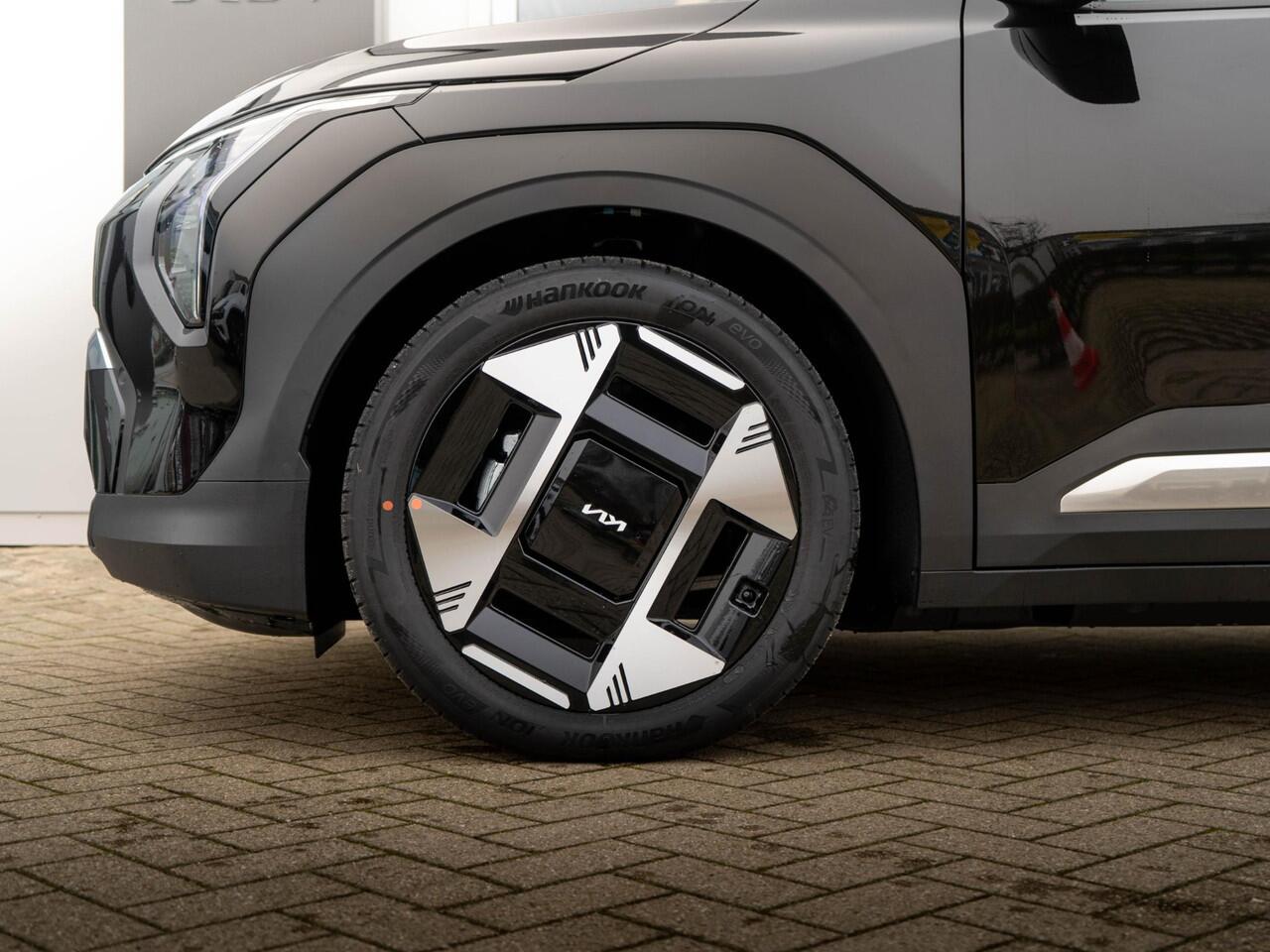 KIA EV3 Plus Advanced 81.4 kWh | Schuifkanteldak | Harman en kardon | Dode hoek assistentie