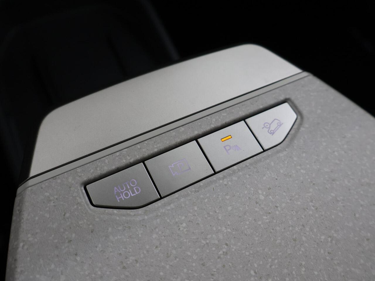 KIA EV3 GT-PlusLine 81.4 kWh | Panoramaschuifdak | 360 Camera | Head-Up display | Harman Kardon | Stoelventilatie |