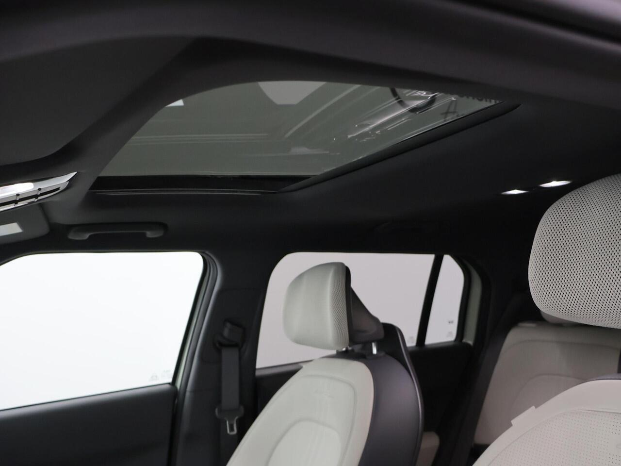 KIA EV3 GT-PlusLine 81.4 kWh | Panoramaschuifdak | 360 Camera | Head-Up display | Harman Kardon | Stoelventilatie |