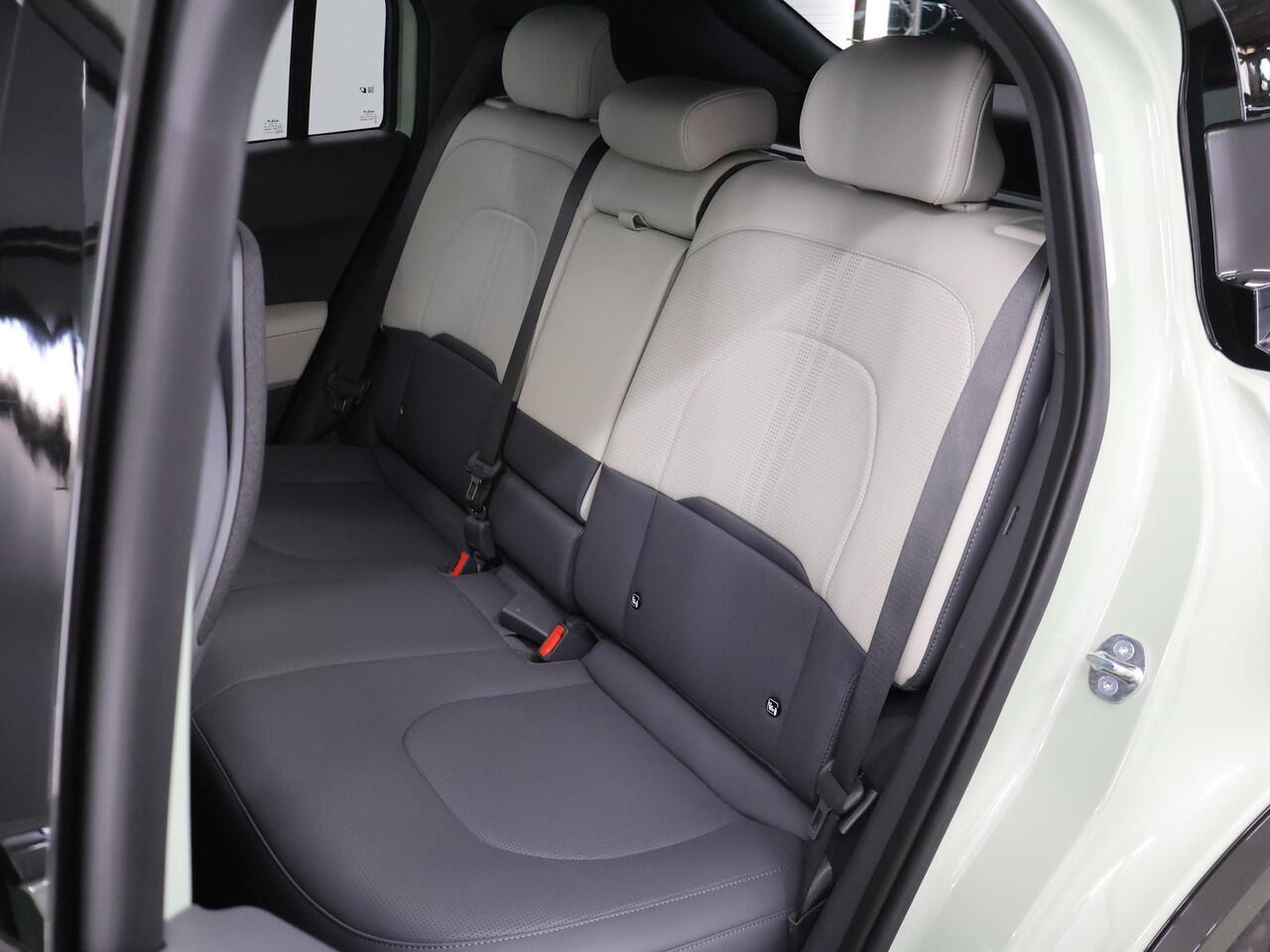 KIA EV3 GT-PlusLine 81.4 kWh | Panoramaschuifdak | 360 Camera | Head-Up display | Harman Kardon | Stoelventilatie |