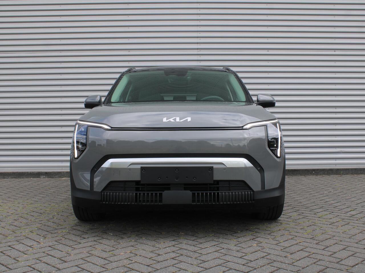 KIA EV3 Plus Advanced 58.3 kWh | Nieuw | Direct leverbaar | Actieradius tot 414 km (WLTP) | 18% bijtelling |