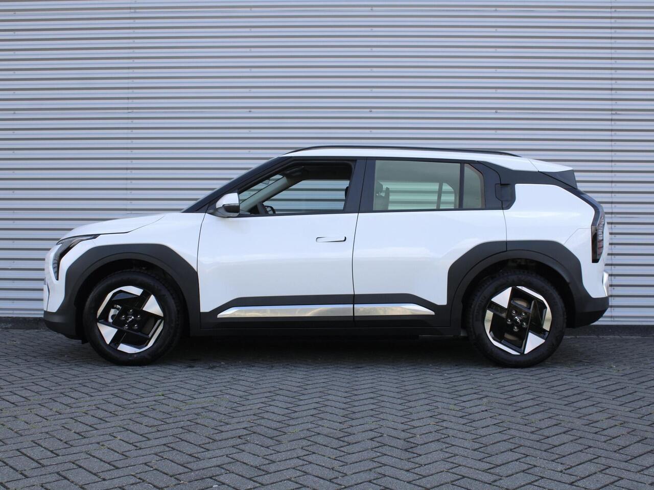 KIA EV3 Air 58.3 kWh | Nieuw | Actieradius tot 436 km (WLTP) | 18% bijtelling |
