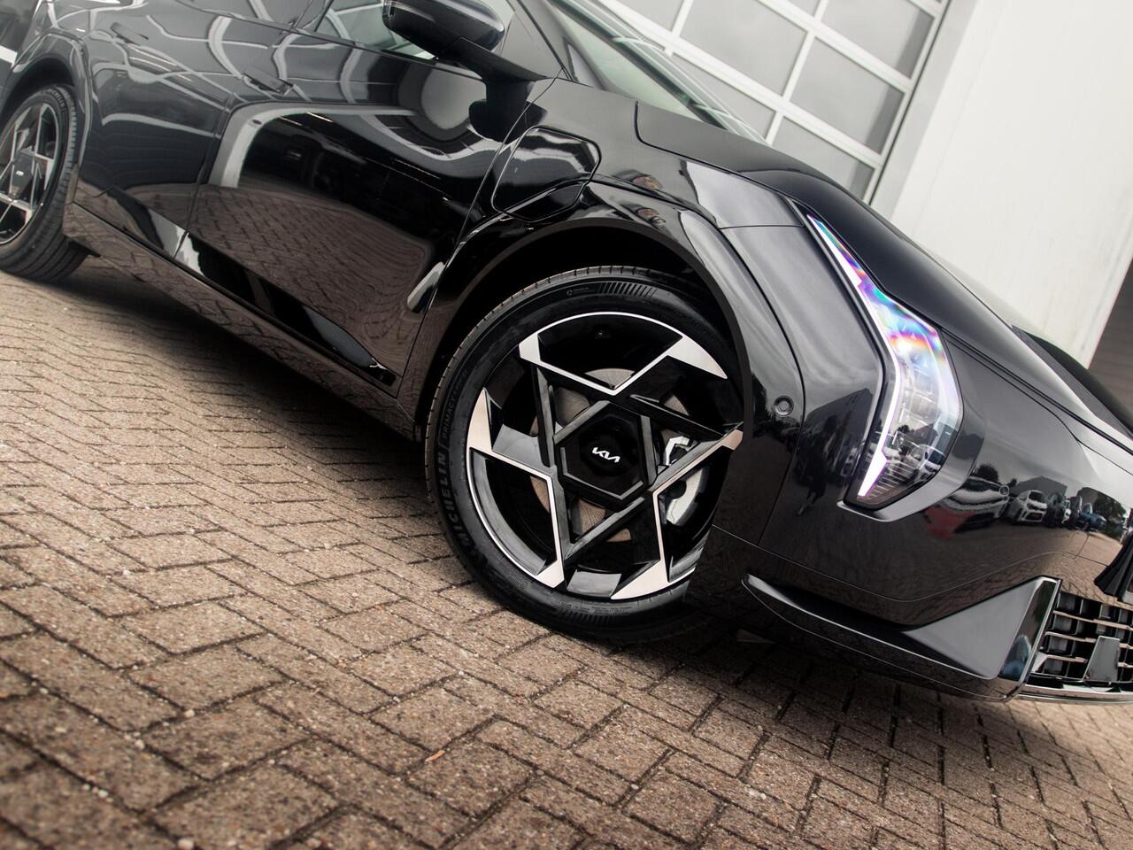 KIA EV4 GT-PlusLine 81.4 kWh | Uit voorraad leverbaar | 2025 nog rijden | 17% Bijtelling | Gratis metalliclak!