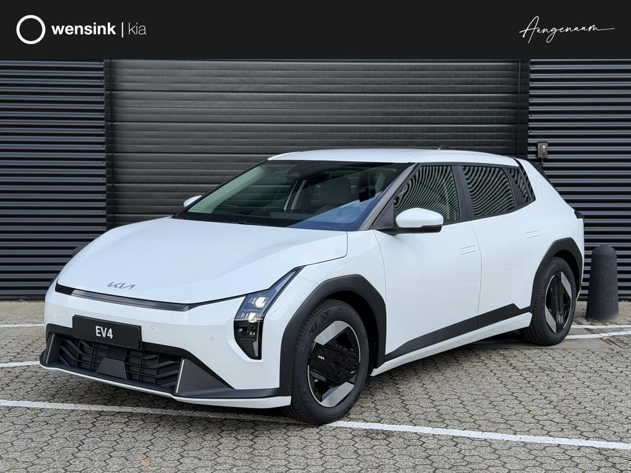 KIA EV4 Air 58.3 kWh | Snel leverbaar | Stoelverwarming | Camera | Navigatie | Parkeersensoren | Apple carplay