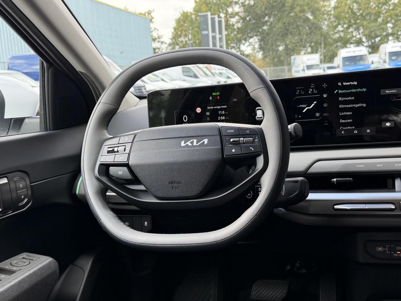 KIA EV4 Air 58.3 kWh | Snel leverbaar | Stoelverwarming | Camera | Navigatie | Parkeersensoren | Apple carplay