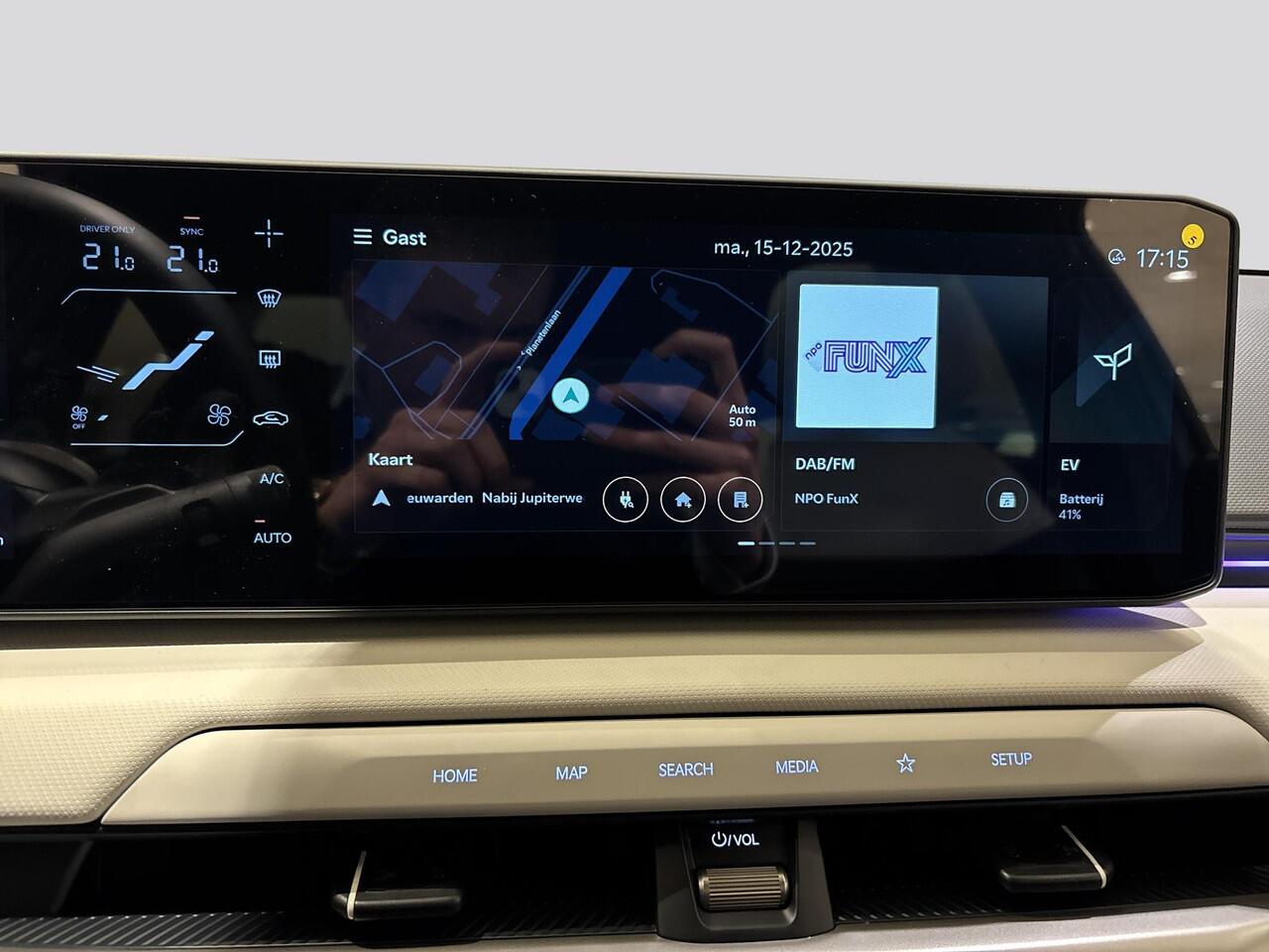 KIA EV4 GT-Line 81.4 kWh | Panoramaschuifdak | LED-Matrix | Harman Kardon | Elektrisch verstelbare voorstoelen | Verwarmbare achterbank