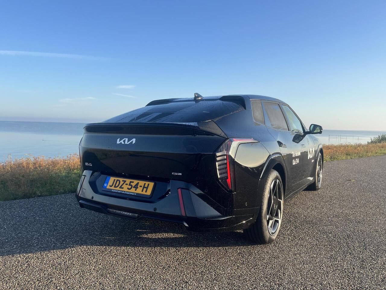 KIA EV4 GT-PlusLine 81.4 kWh Nu in de showroom!! DEMO VOORDEEL!! BIJTELLING 17%!!