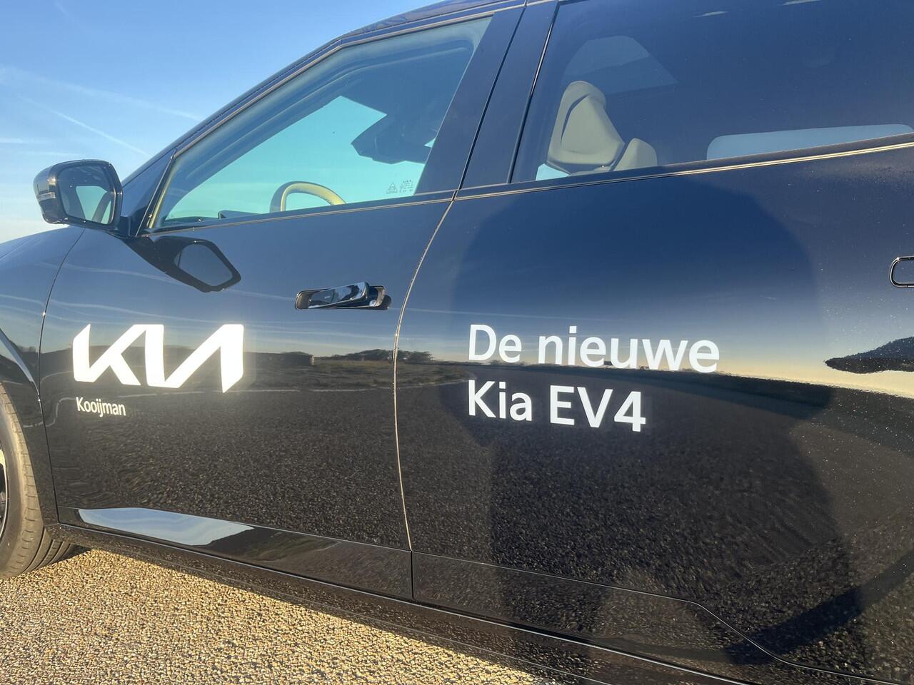 KIA EV4 GT-PlusLine 81.4 kWh Nu in de showroom!! DEMO VOORDEEL!! BIJTELLING 17%!!