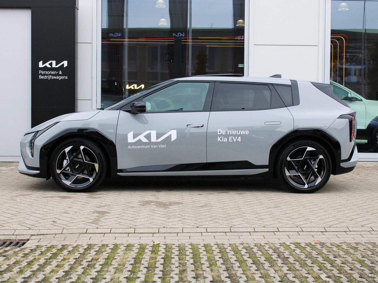 KIA EV4 GT-PlusLine 81.4 kWh Direct Leverbaar | HUD | Harman Kardon | Pano dak | Stoel en stuurverwarming | Geheugenfunctie bestuurdersstoel |