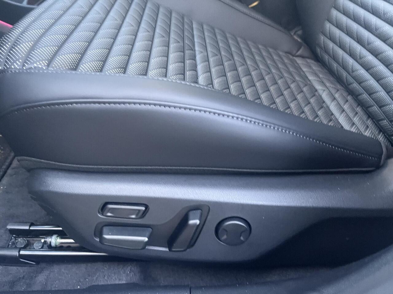 KIA EV4 GT-PlusLine 81.4 kWh Bel ons voor een scherpe offerte!! DEMO VOORDEEL / BIJTELLING 17%