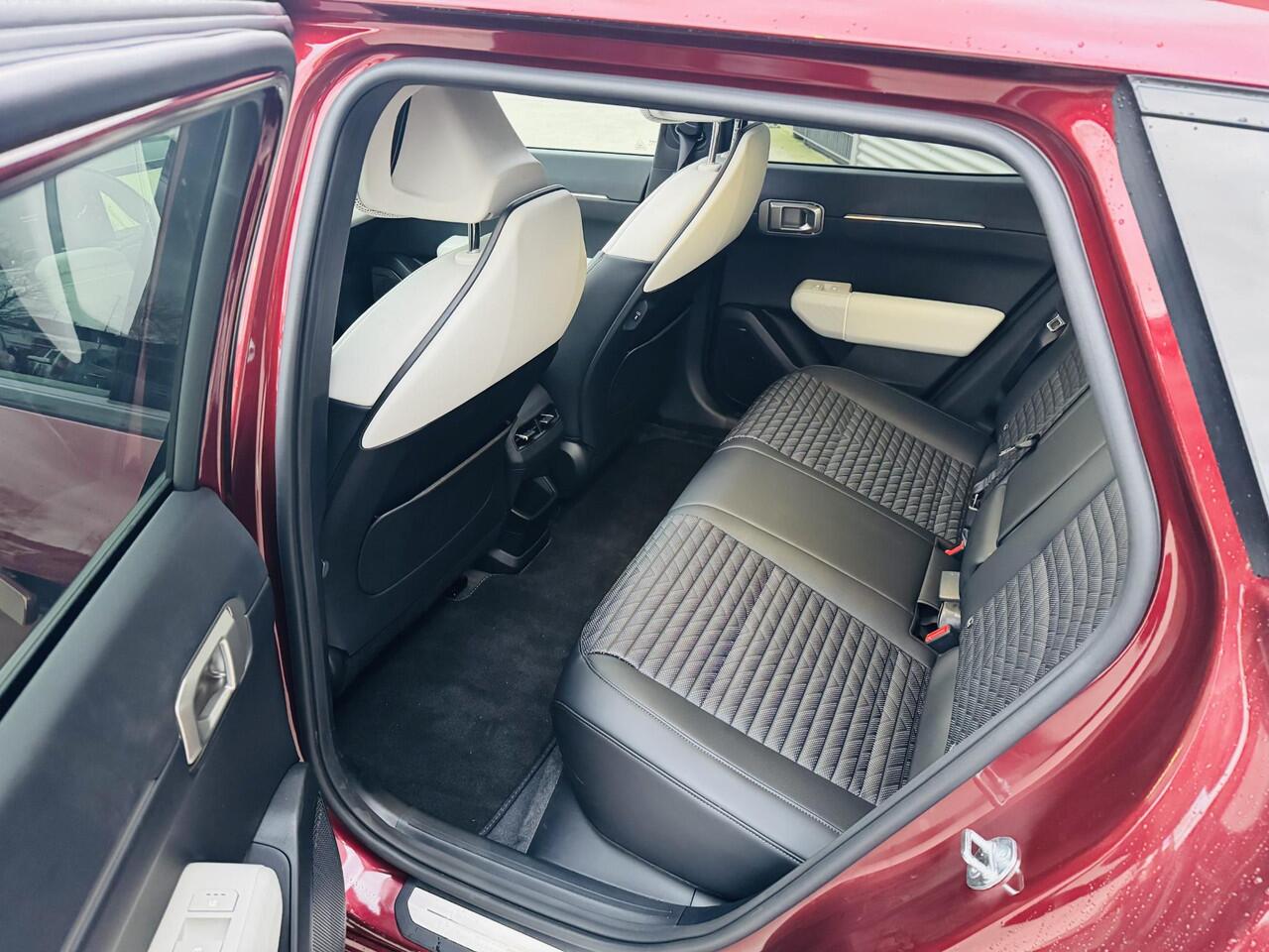 KIA EV4 GT-PlusLine 81.4 kWh Demo auto | kmstand kan iets variëren! | informeer altijd of de auto aanwezig is !