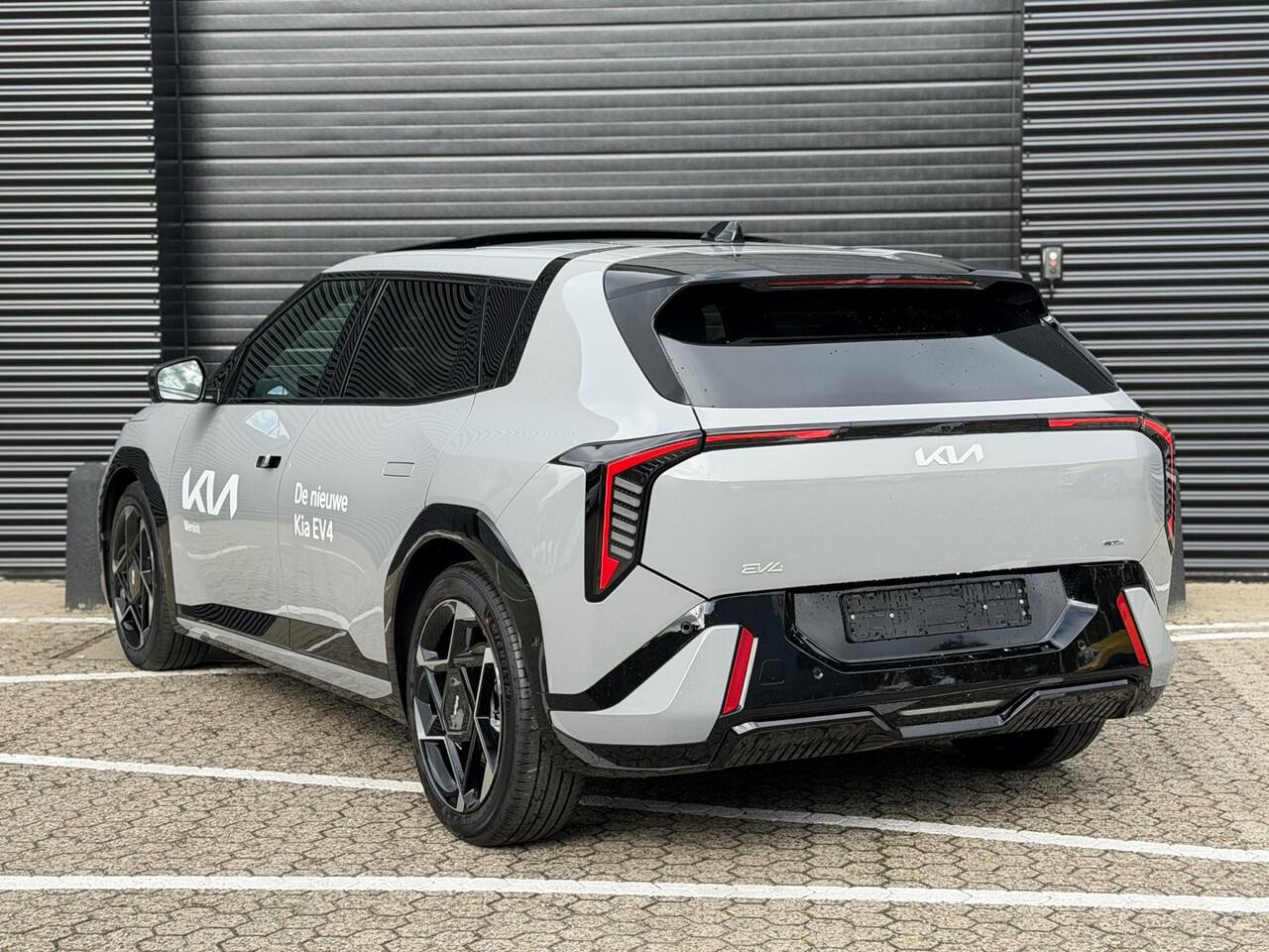 KIA EV4 GT-PlusLine 81.4 kWh | 360 Camera | Stoelventilatie | Harman Kardon Audio | Head-up display |