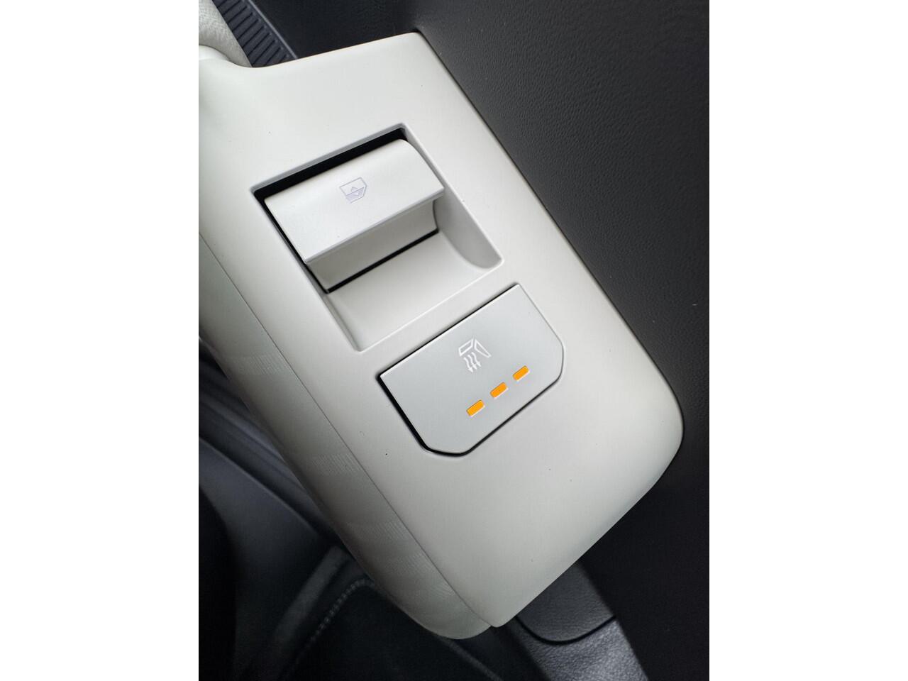 KIA EV4 GT-Line 81.4 kWh Uit Voorraad Leverbaar!!, Voorraadkorting!, Complete Uitvoering!, Incl. Inruilpremie, Enz...