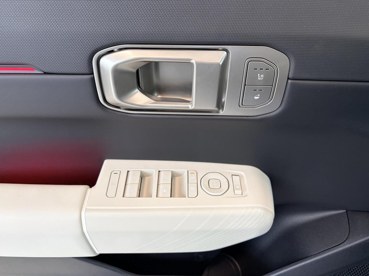 KIA EV4 GT-Line Business Edition 81.4 kWh Showroom model, direct leverbaar!