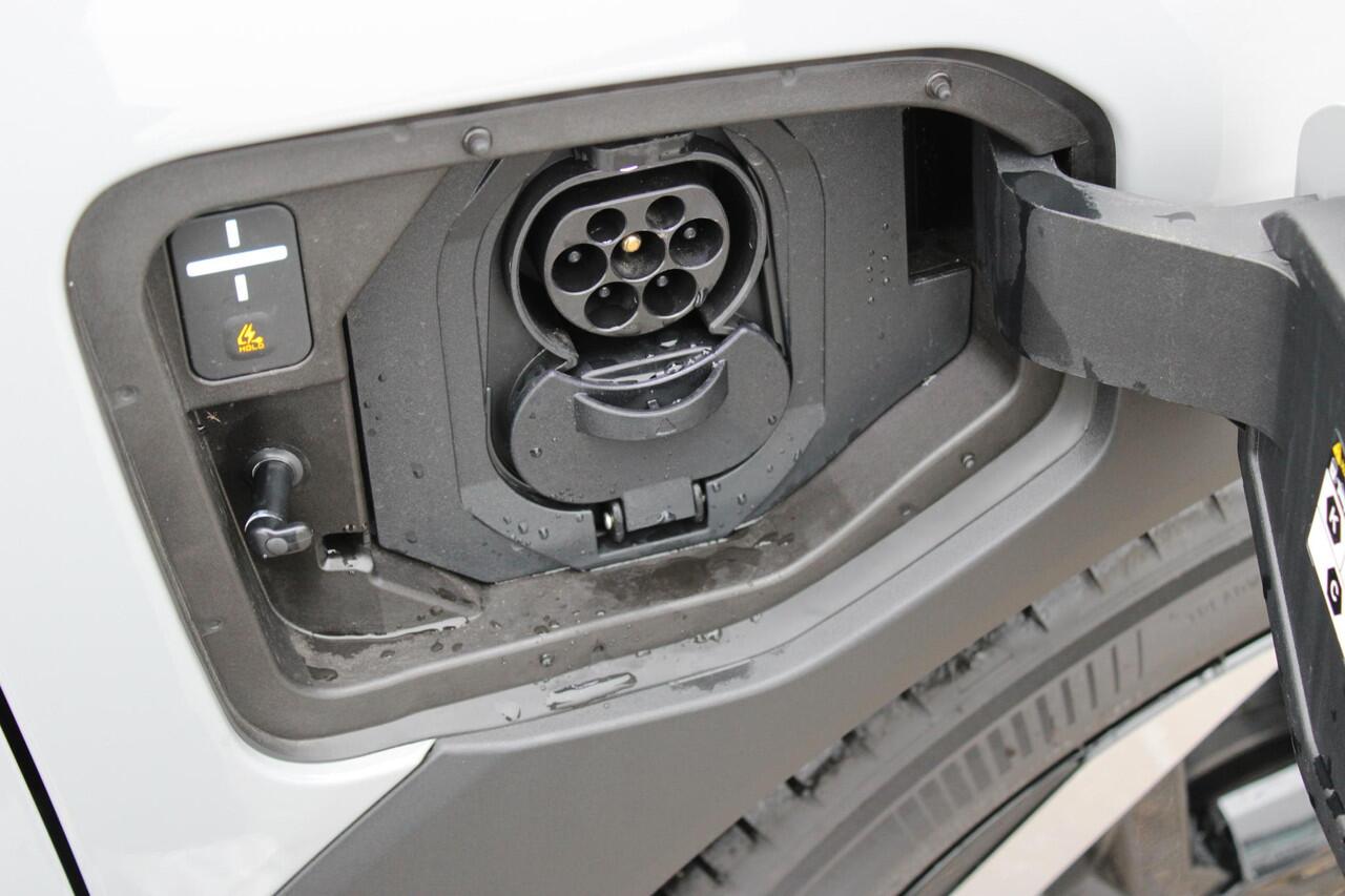 KIA EV4 Plus Advanced 58.3 kWh Camera / carplay / Panoramadak / direct uit vooraad leverbaar