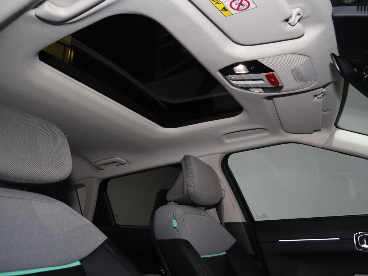 KIA EV4 Plus Advanced 81.4 kWh | Panoramaschuifdak | Verwarmbare achterbank | Harman Kardon | Privacy glass | Dodehoekassistentie |