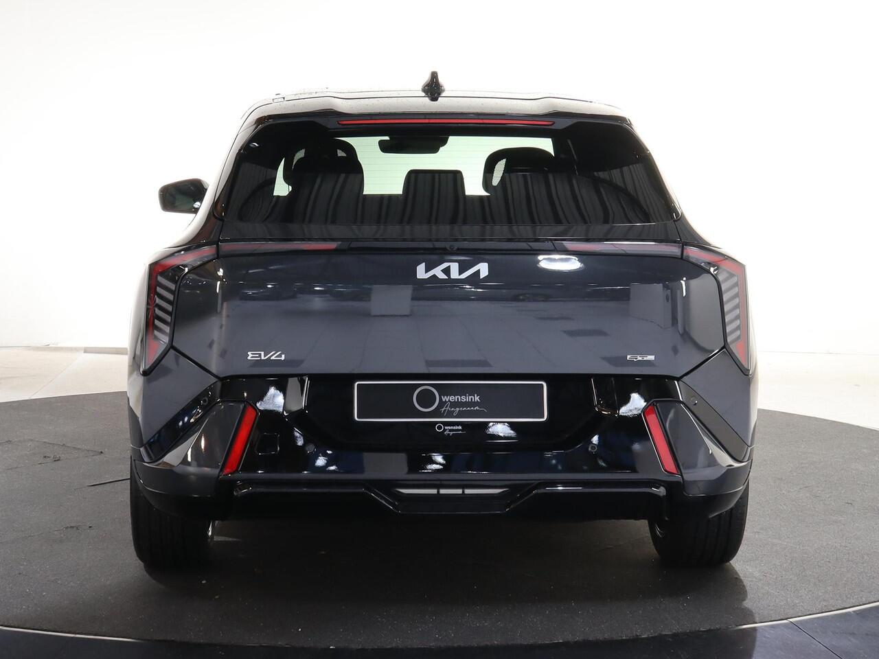 KIA EV4 GT-Line Business Edition 81.4 kWh | Adaptieve cruise control | Stoel- en stuurwielverwarming | Achteruitrijcamera | 19" LM velgen GT-Line | LED-koplampen |