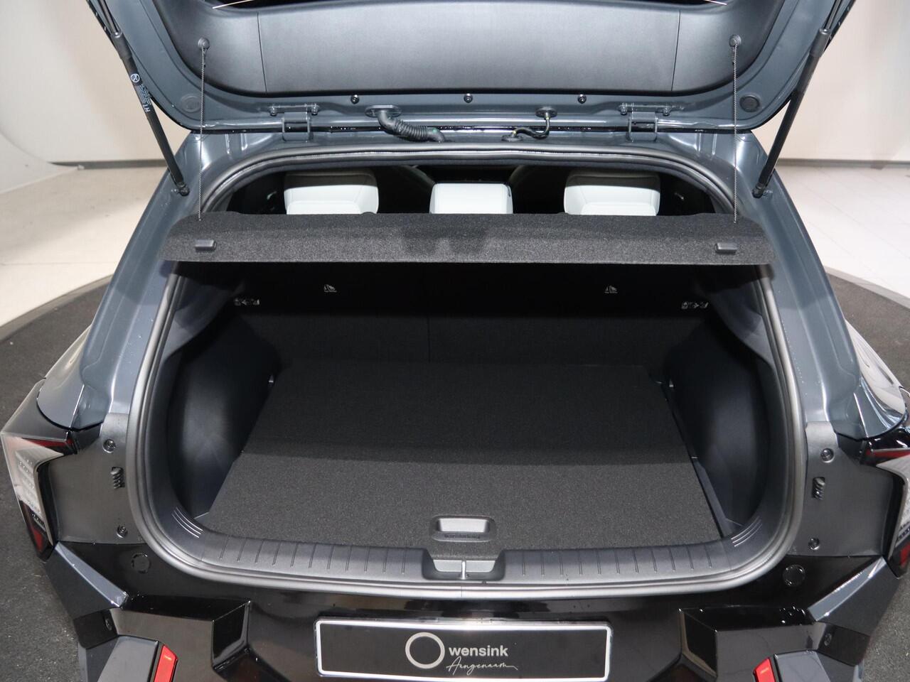 KIA EV4 GT-Line Business Edition 81.4 kWh | Adaptieve cruise control | Stoel- en stuurwielverwarming | Achteruitrijcamera | 19" LM velgen GT-Line | LED-koplampen |