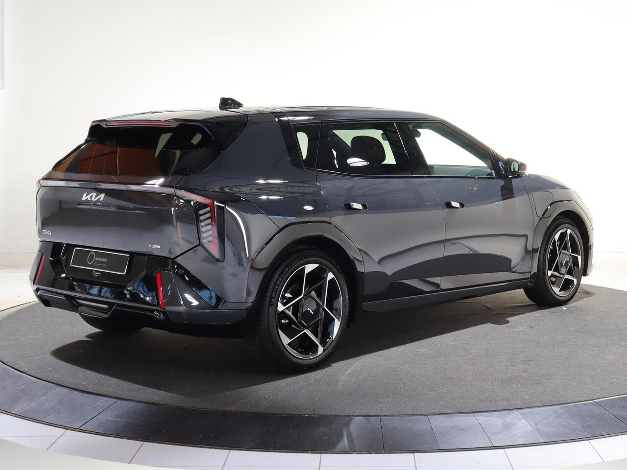 KIA EV4 GT-Line Business Edition 81.4 kWh | Adaptieve cruise control | Stoel- en stuurwielverwarming | Achteruitrijcamera | 19" LM velgen GT-Line | LED-koplampen |