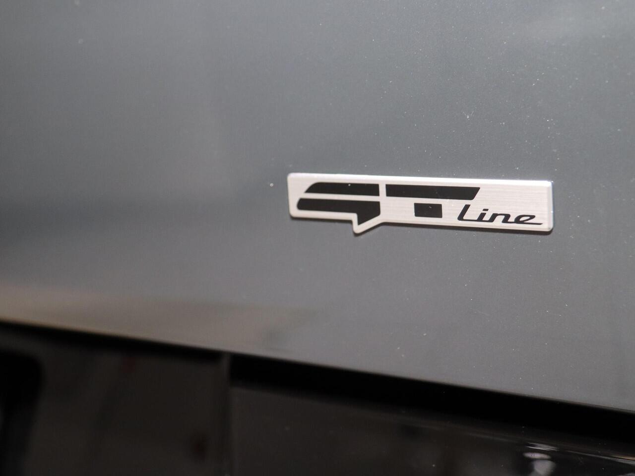 KIA EV4 GT-Line Business Edition 81.4 kWh | Adaptieve cruise control | Stoel- en stuurwielverwarming | Achteruitrijcamera | 19" LM velgen GT-Line | LED-koplampen |