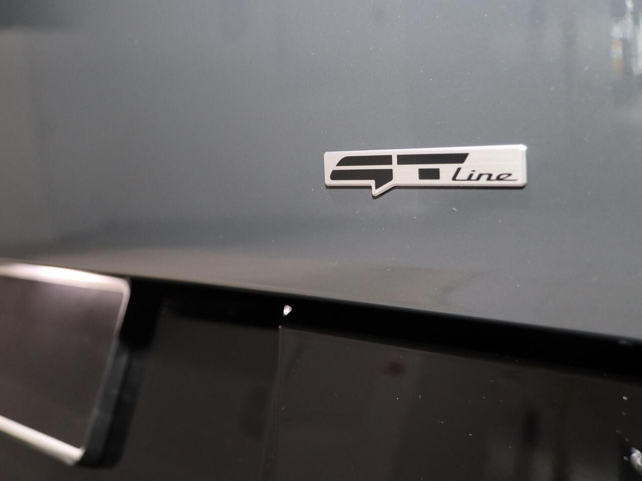 KIA EV4 GT-Line Business Edition 81.4 kWh | Adaptieve cruise control | Stoel- en stuurwielverwarming | Achteruitrijcamera | 19" LM velgen GT-Line | LED-koplampen |