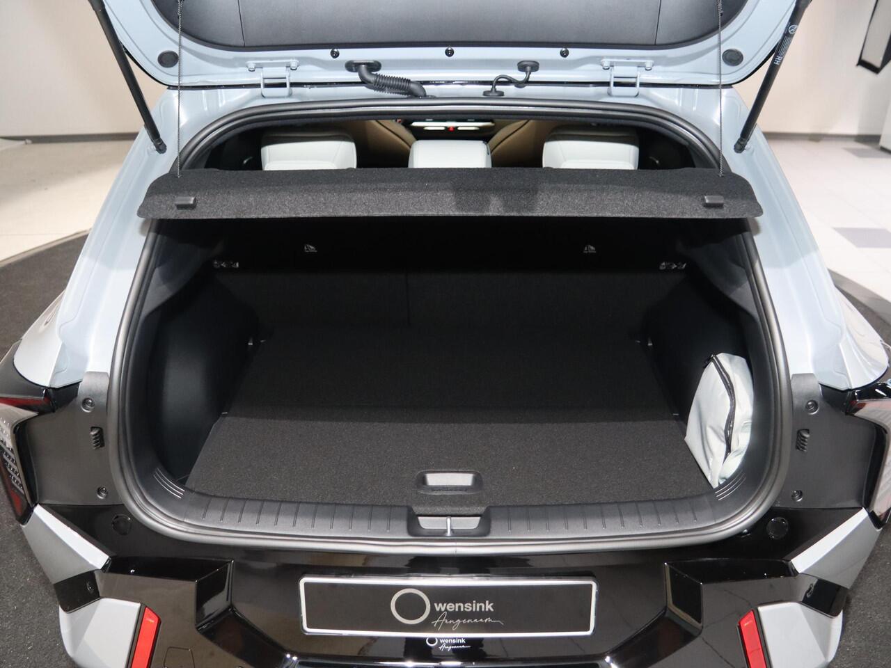 KIA EV4 GT-Line Business Edition 81.4 kWh | Adaptieve cruise control | Stoel- en stuurwielverwarming | Achteruitrijcamera | 19" LM velgen GT-Line | LED-koplampen |