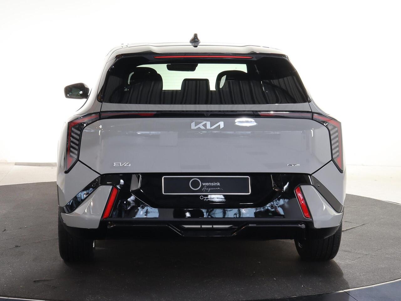 KIA EV4 GT-Line Business Edition 81.4 kWh | Adaptieve cruise control | Stoel- en stuurwielverwarming | Achteruitrijcamera | 19" LM velgen GT-Line | LED-koplampen |
