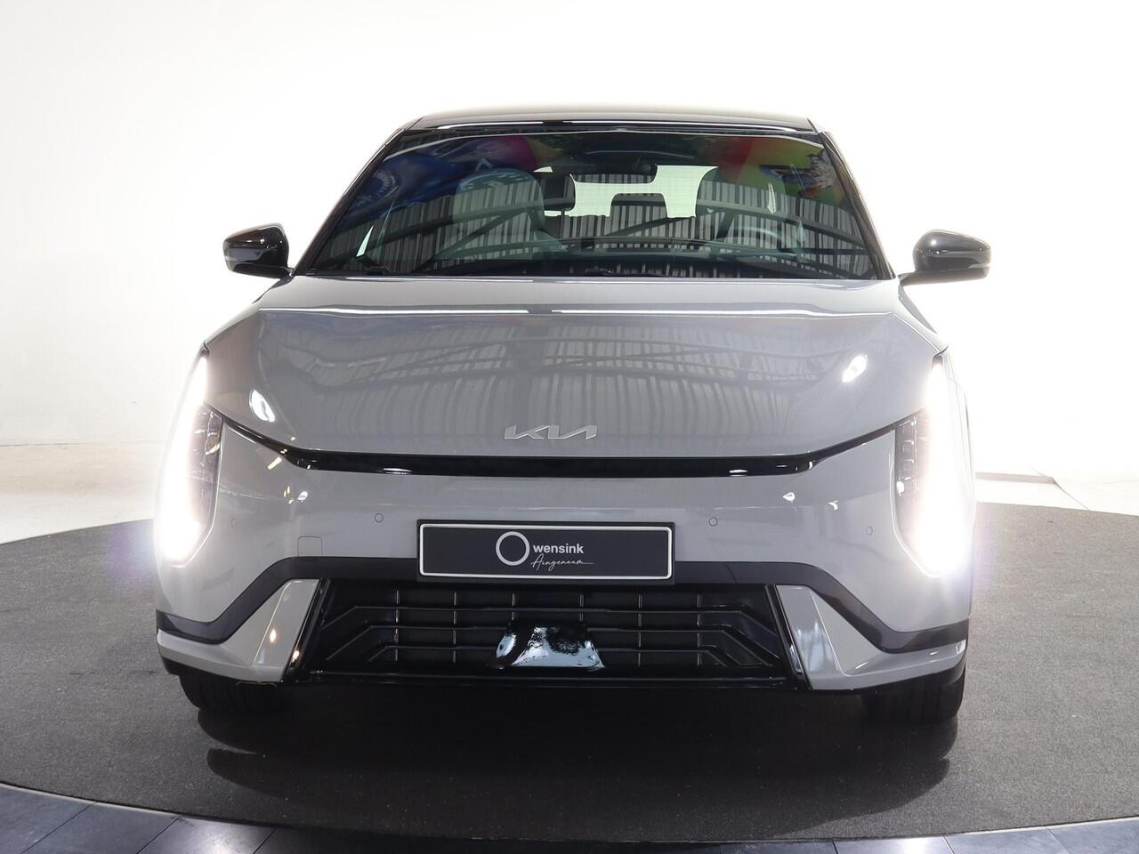 KIA EV4 GT-Line 81.4 kWh | Panoramaschuifdak | LED-Matrix | Harman Kardon | Elektrisch verstelbare voorstoelen | Verwarmbare achterbank