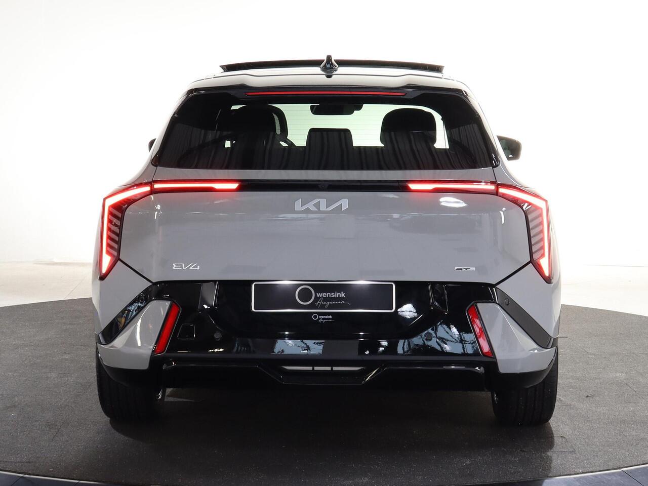 KIA EV4 GT-Line 81.4 kWh | Panoramaschuifdak | LED-Matrix | Harman Kardon | Elektrisch verstelbare voorstoelen | Verwarmbare achterbank