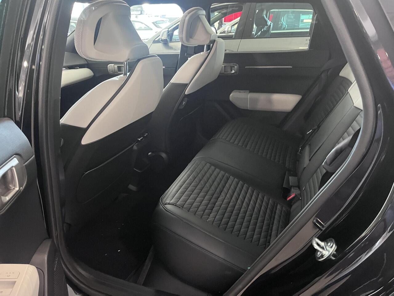 KIA EV4 GT-PlusLine 81.4 kWh NU OP VOORRAAD!! BEL ONS VOOR SCHERPE OFERTE!! INRUIL VOORDEEL ¤ 2000,-!!