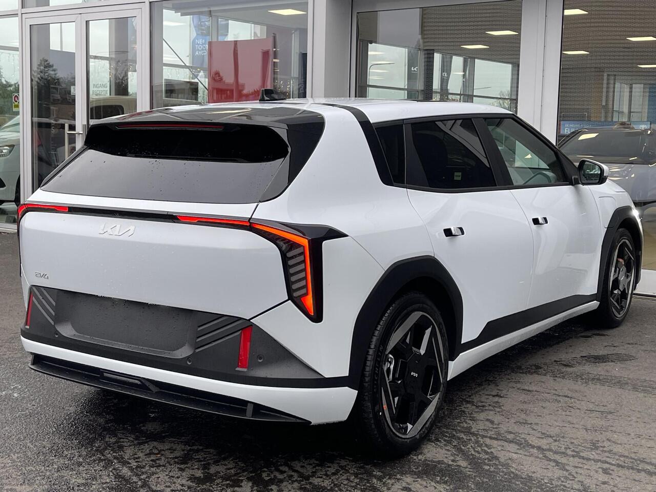 KIA EV4 Plus Advanced 58.3 kWh Nu extra scherp geprijsd! Rijklaar vanaf ¤. 37.695,= incl. inruilpremie